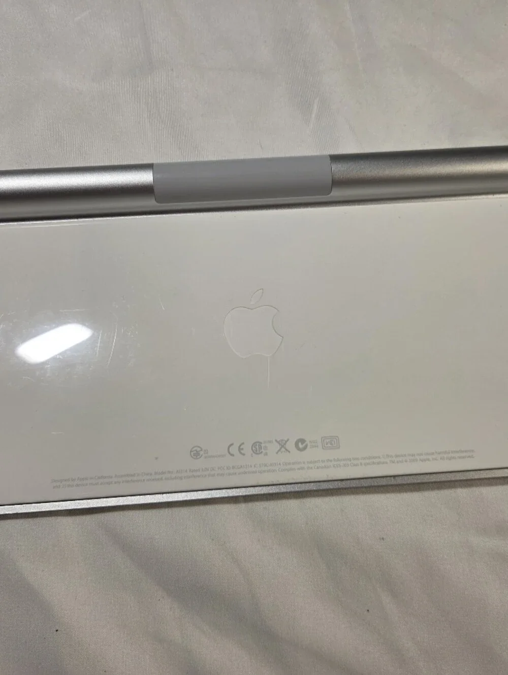 Wireless Aluminum Bluetooth Keyboard — Silver